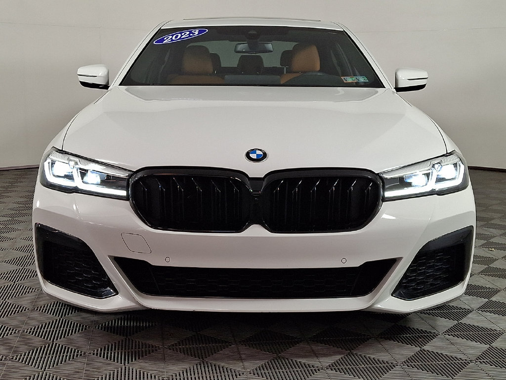 Certified 2023 BMW 530i xDrive w/ M Sport Package AWD/4WD image 5