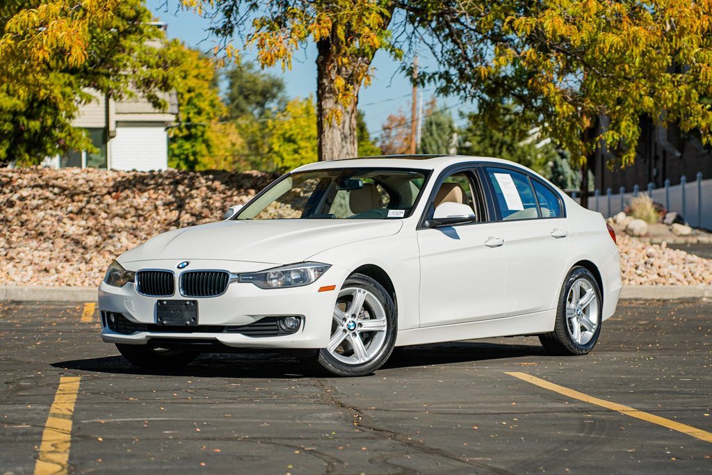 Used 2014 BMW 320i xDrive Sedan