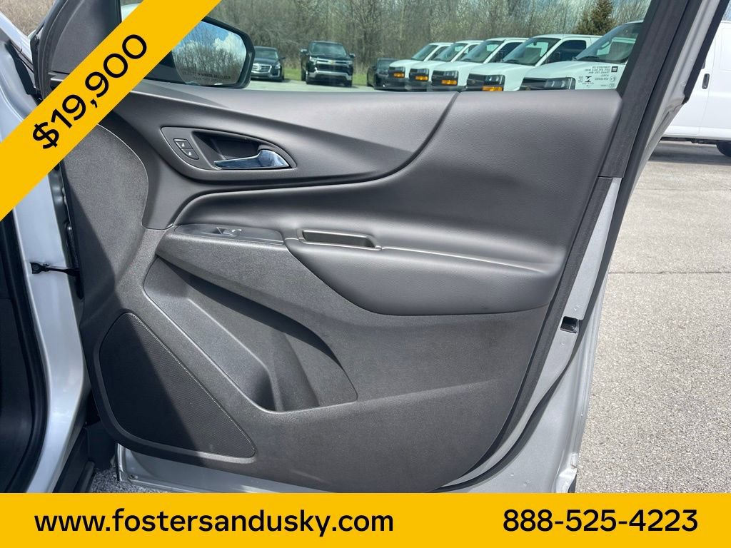 Used 2018 Chevrolet Equinox LT FWD image 20