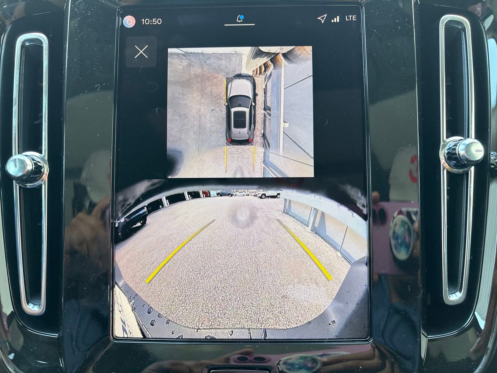 New 2026 Volvo XC40 B5 Plus w/ Protection Package Premier image 21