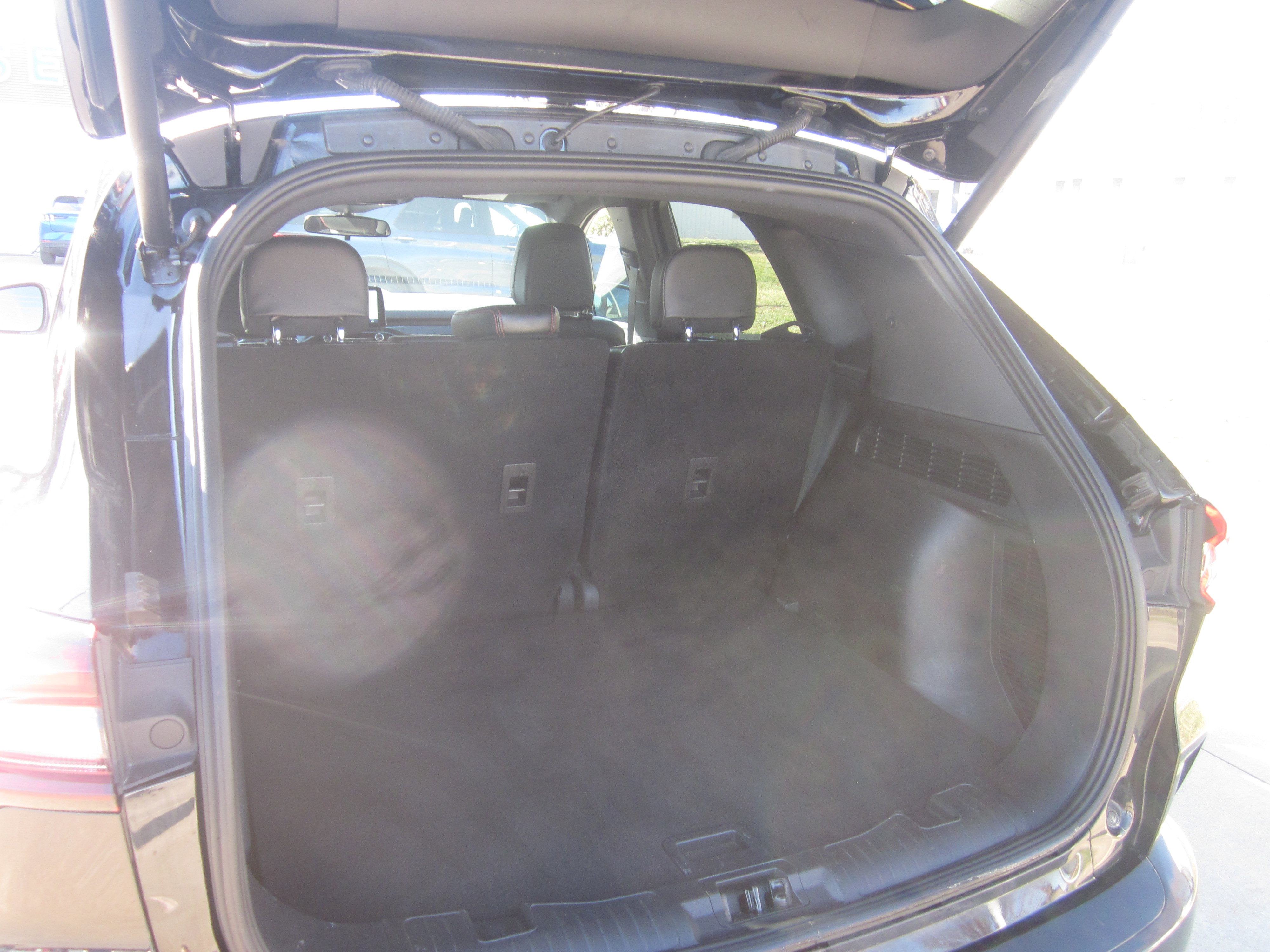 Used 2024 Ford Escape ST-Line image 9