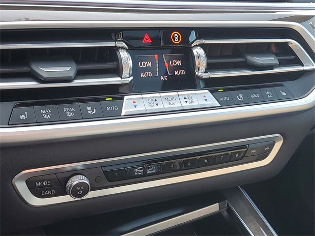 Used 2022 BMW X5 xDrive40i w/ Premium Package image 26