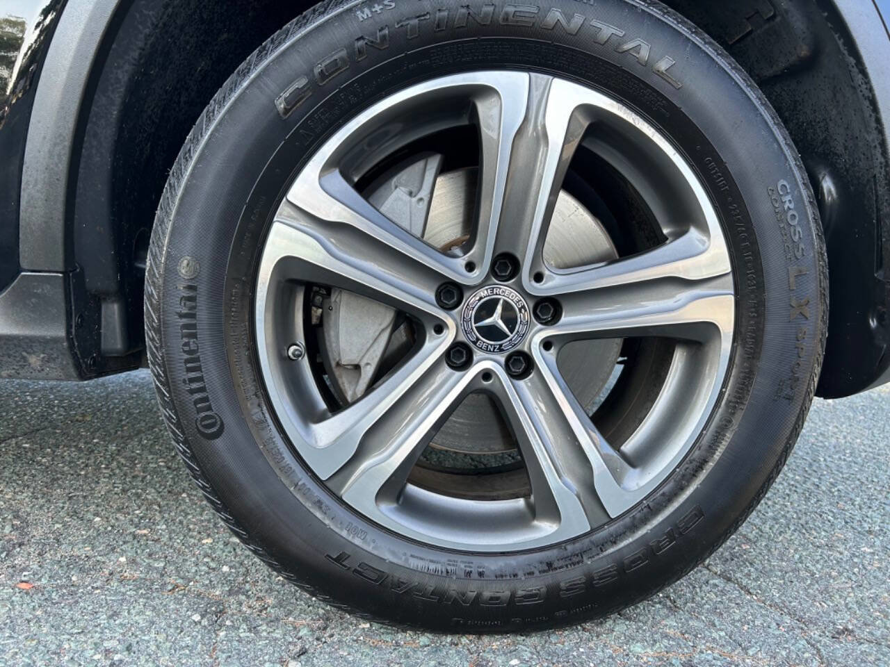 Used 2018 Mercedes-Benz GLC 300 4MATIC image 33