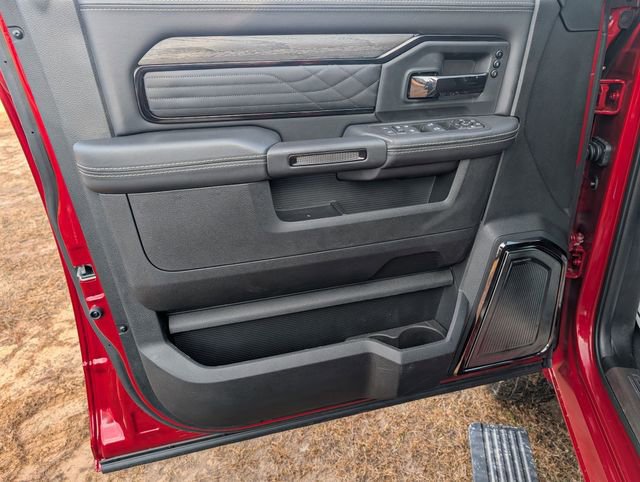 New 2026 RAM 3500 Limited AWD/4WD image 9