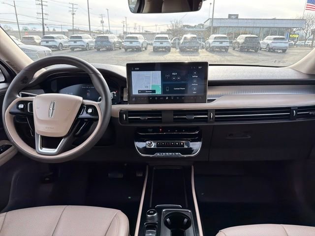 Certified 2024 Lincoln Corsair AWD w/ Equipment Group 101A image 16