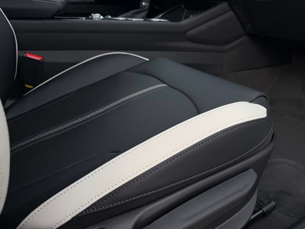 New 2026 Kia K5 GT-Line FWD image 32