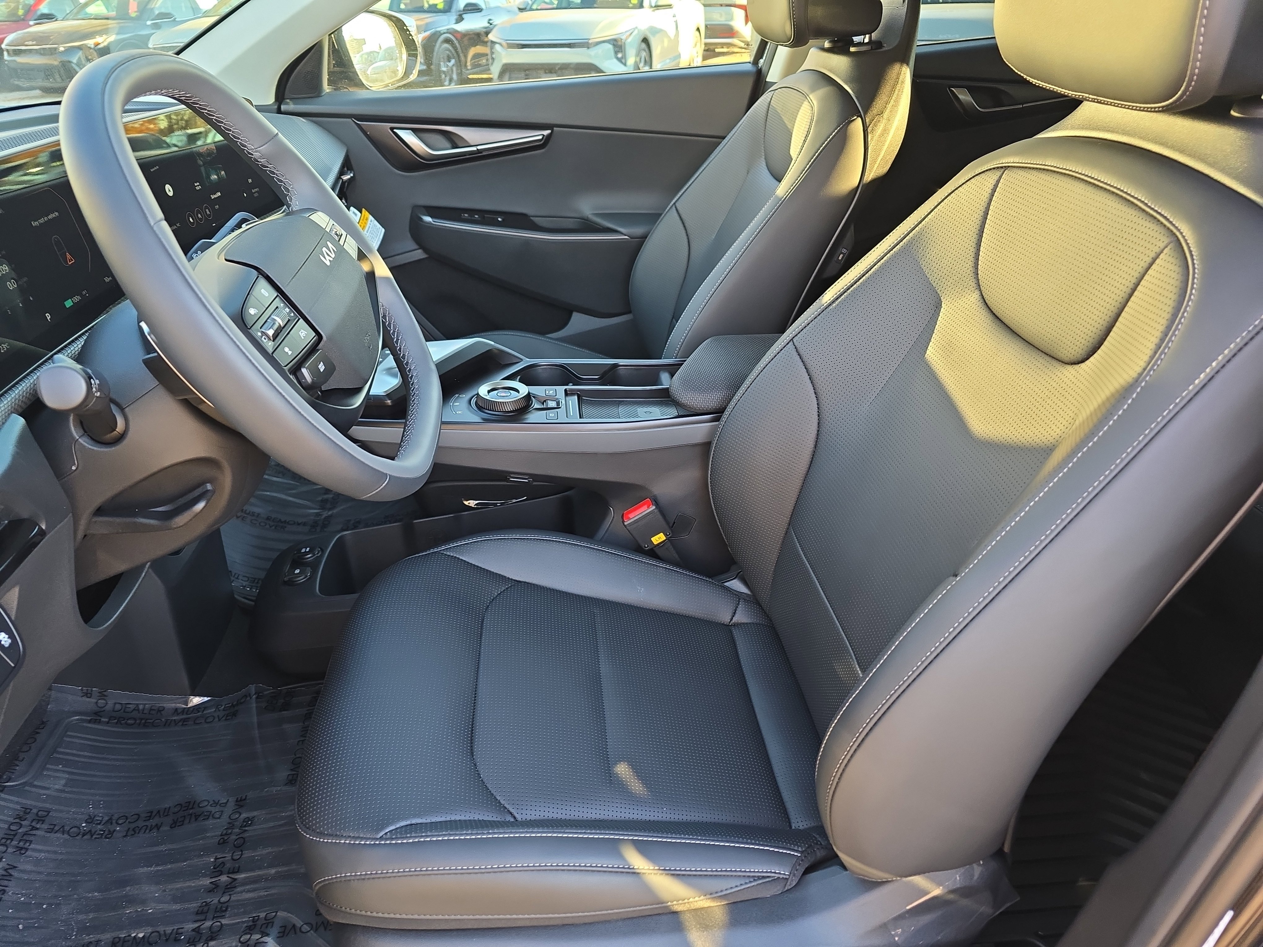 New 2025 Kia EV6 Wind image 16