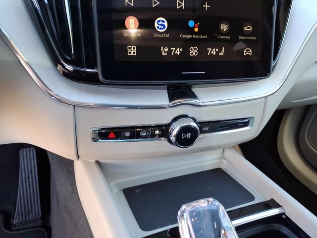 New 2026 Volvo XC60 T8 Ultra w/ Protection Package Premier AWD/4WD image 23