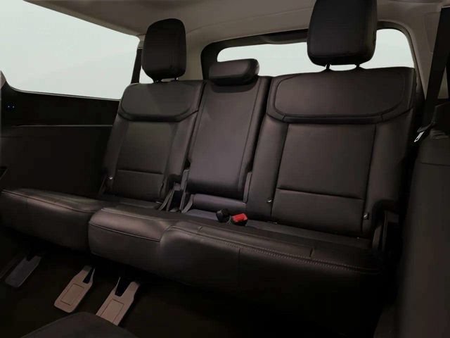 Used 2025 Ford Expedition Max Platinum AWD/4WD image 23