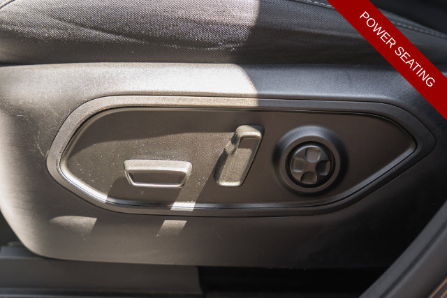 Used 2023 Jeep Grand Cherokee L Laredo AWD/4WD image 15