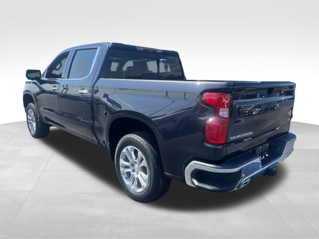 Used 2023 Chevrolet Silverado 1500 LTZ w/ LTZ Premium Package AWD/4WD image 6