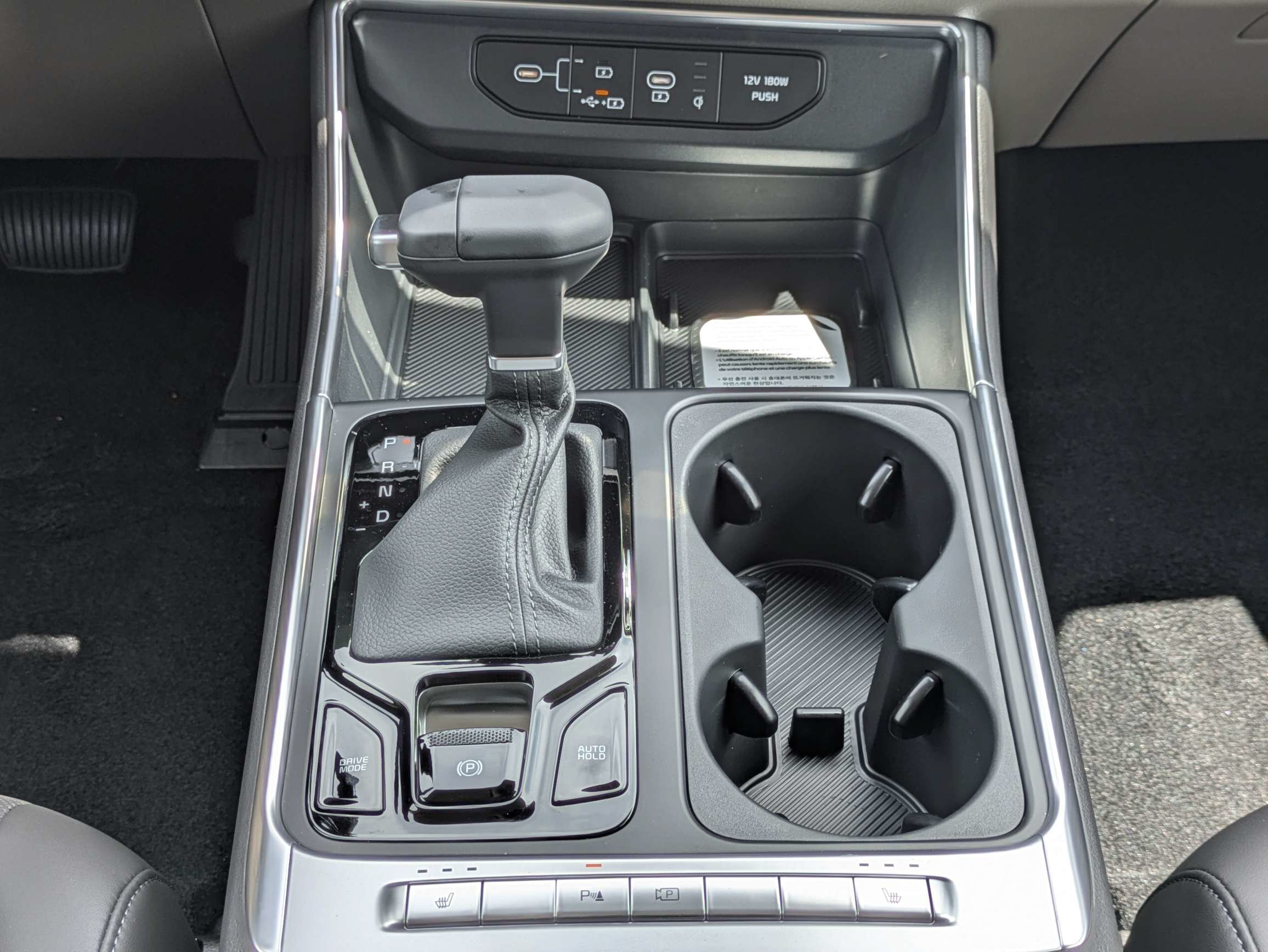 New 2026 Kia Carnival EX FWD image 21