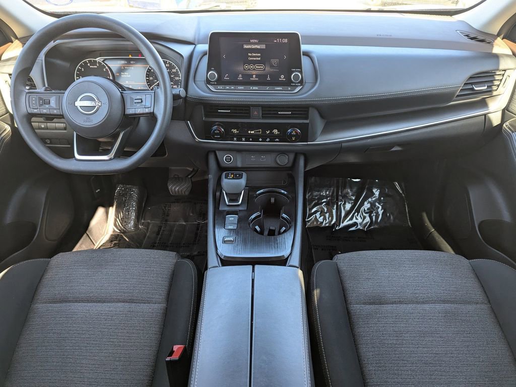 Used 2023 Nissan Rogue SV image 10