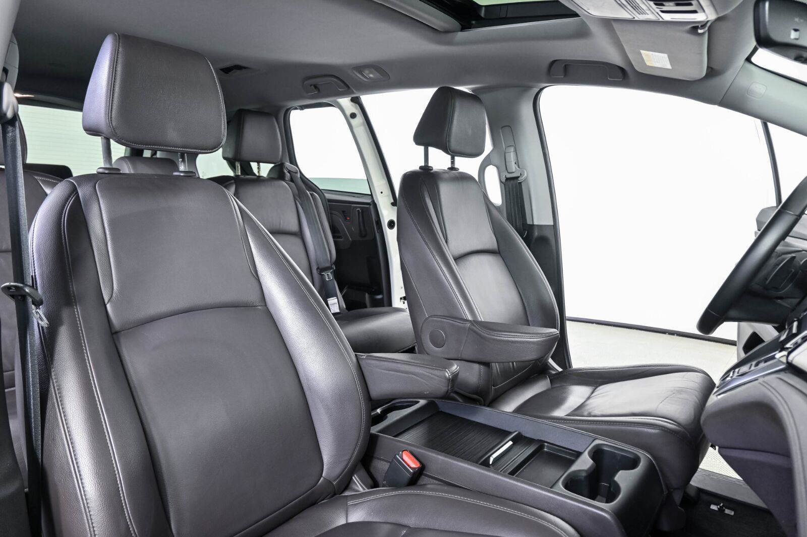 Used 2018 Honda Odyssey EX-L image 21