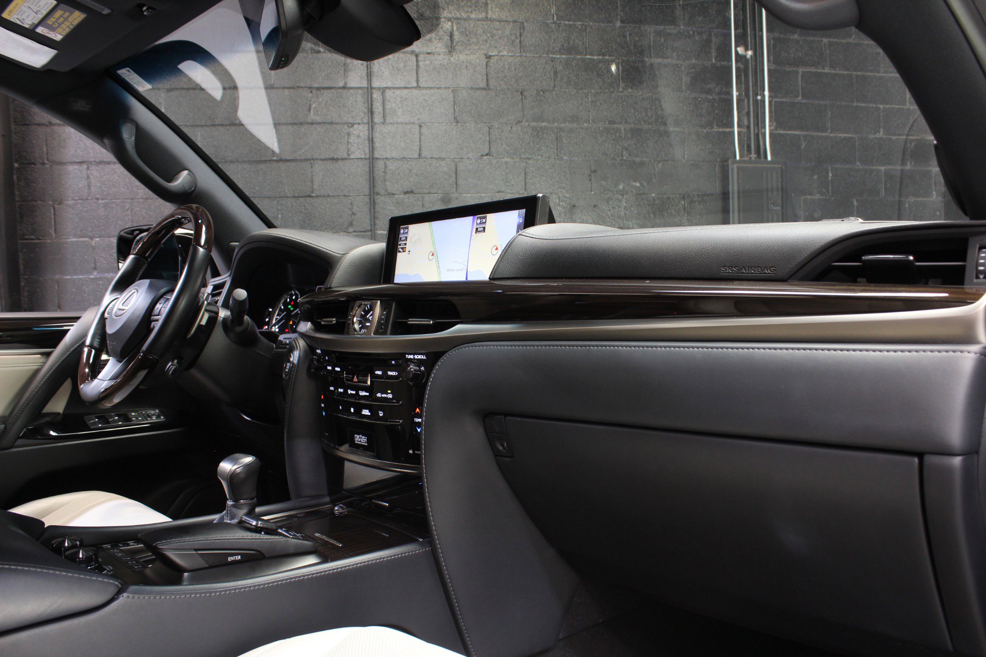 Used 2019 Lexus LX 570 Three-Row Inspiration Series w w/ Inspiration Series image 49