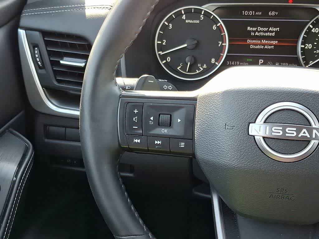 Used 2025 Nissan Rogue SV FWD image 18