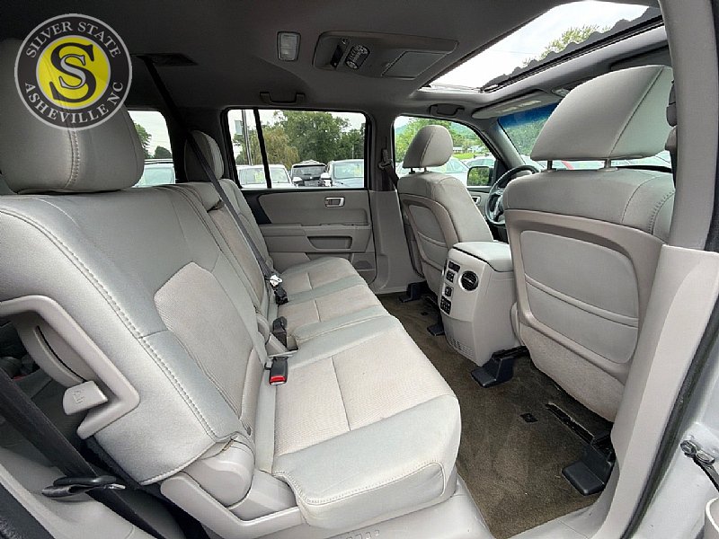Used 2015 Honda Pilot SE image 18