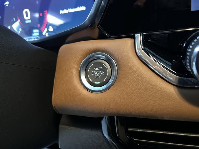 New 2026 GMC Canyon AT4 w/ Technology Plus Package AWD/4WD image 17