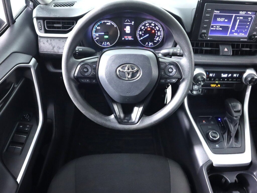 Used 2021 Toyota RAV4 LE AWD/4WD image 28