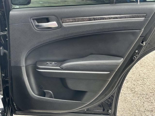 Used 2023 Chrysler 300 Touring L w/ Comfort Group RWD image 22