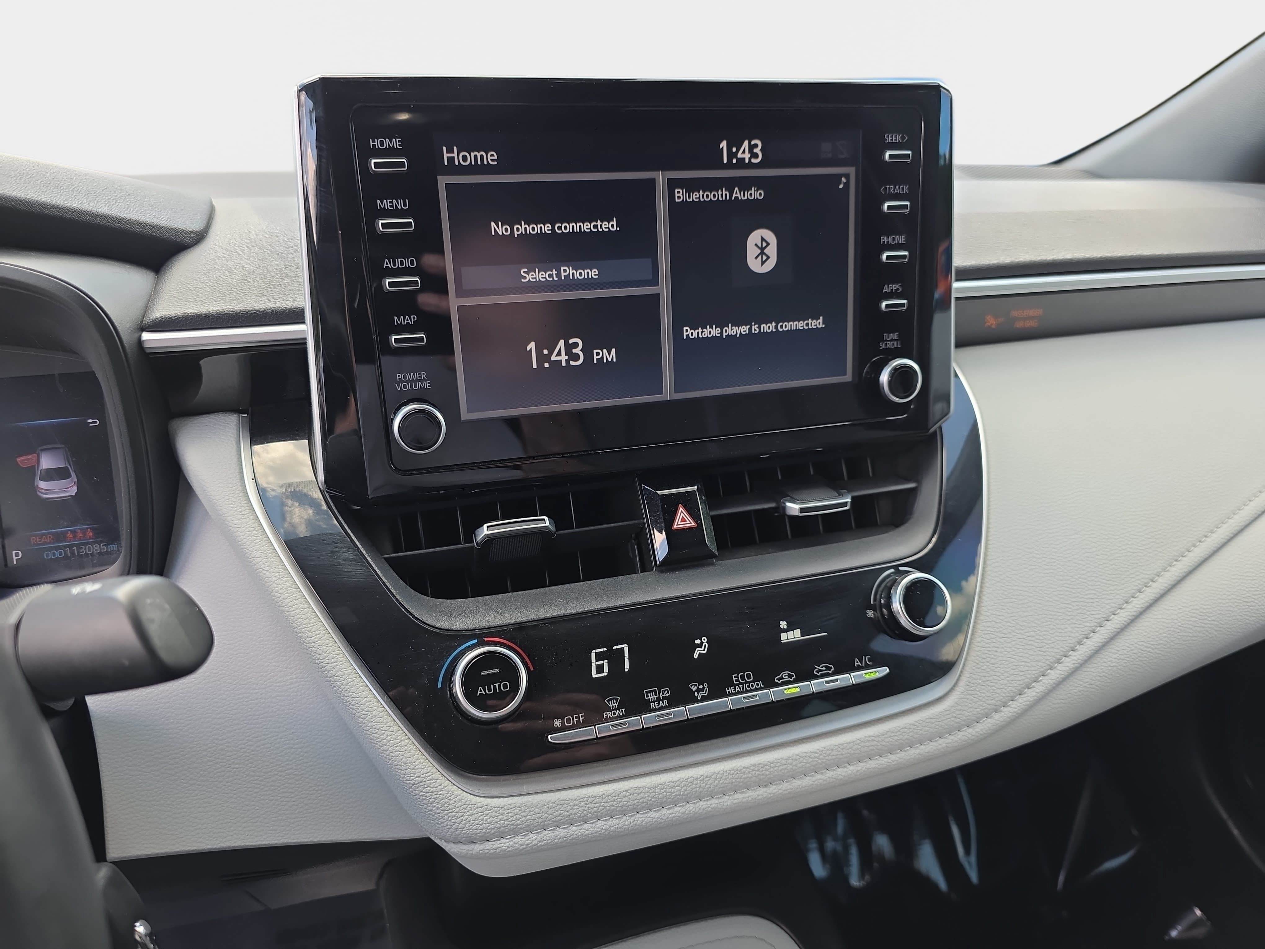 Used 2020 Toyota Corolla SE FWD image 17