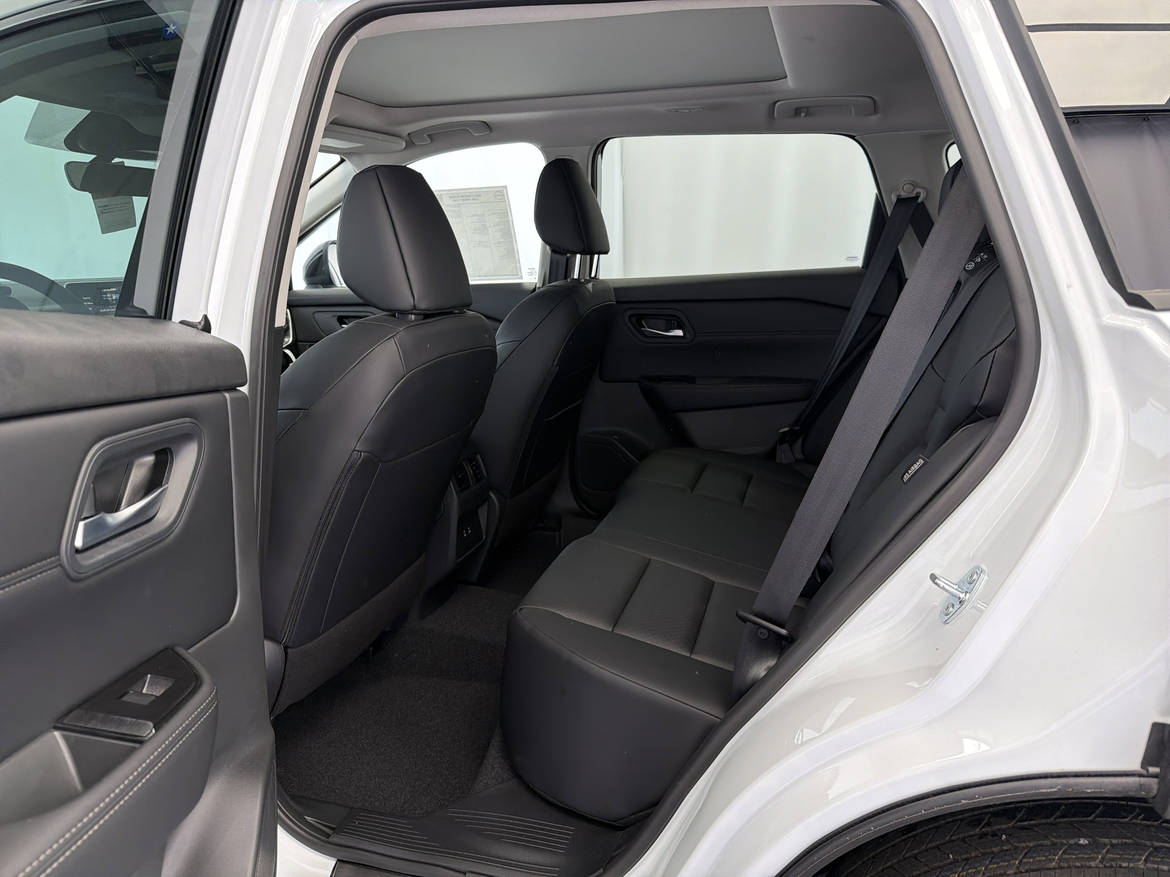 New 2026 Nissan Rogue SV FWD image 14
