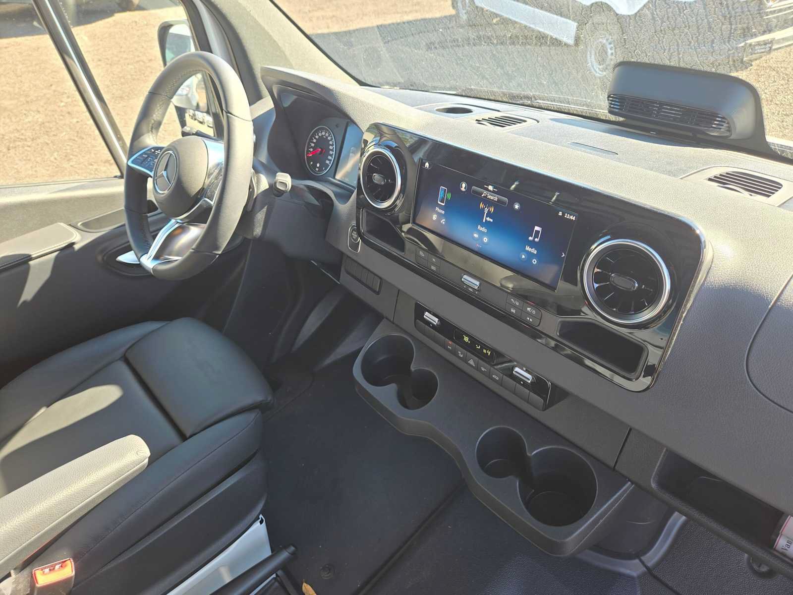 Used 2026 Mercedes-Benz Sprinter 2500 image 10