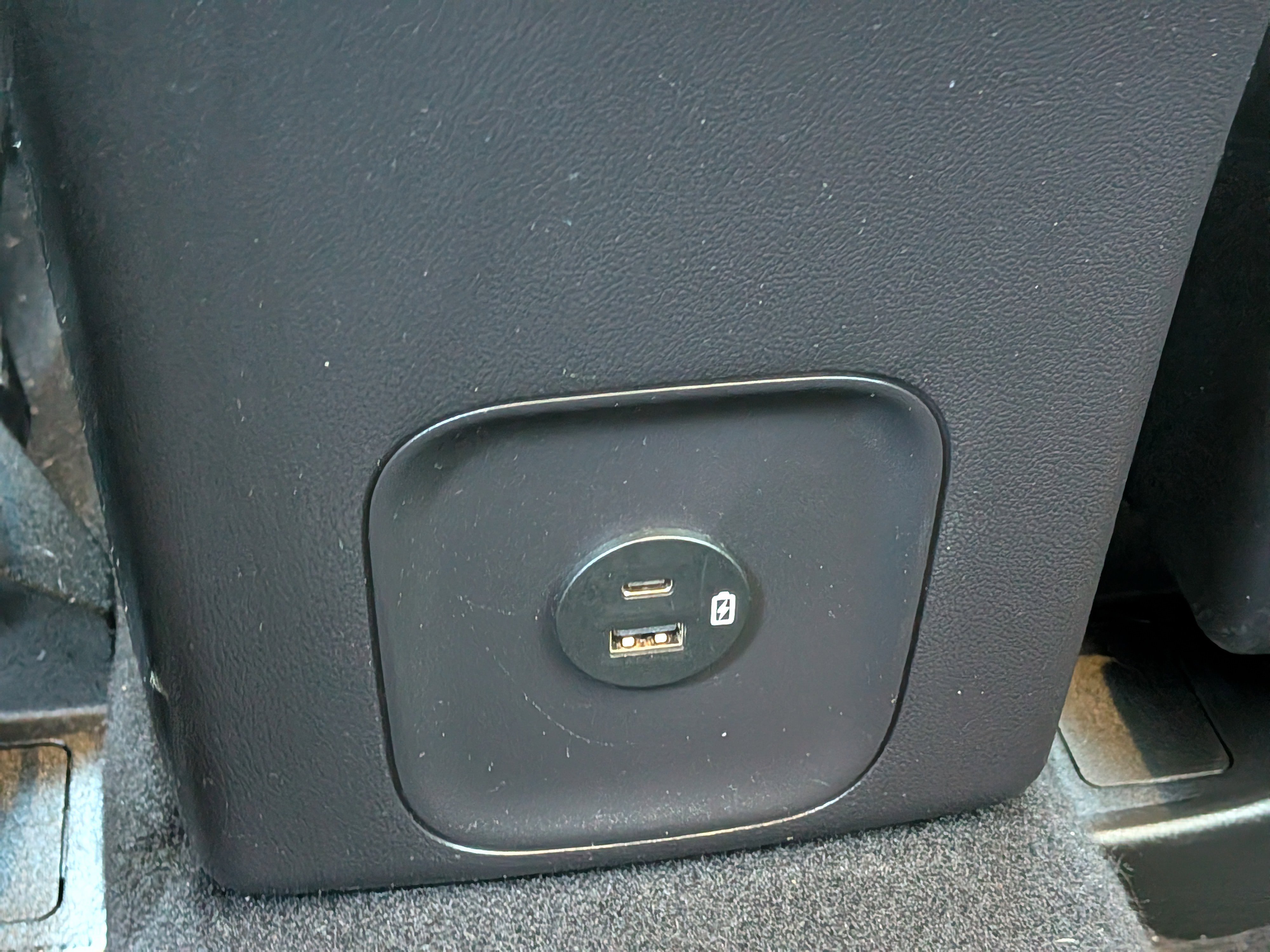 Used 2022 Ford Escape Titanium w/ Titanium Premium Package image 19