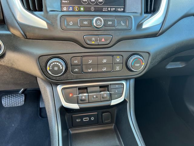 Used 2024 GMC Terrain SLE image 20
