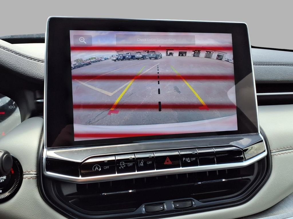 Used 2025 Jeep Compass Limited AWD/4WD image 6