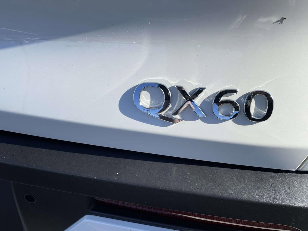 Used 2025 INFINITI QX60 Luxe image 8