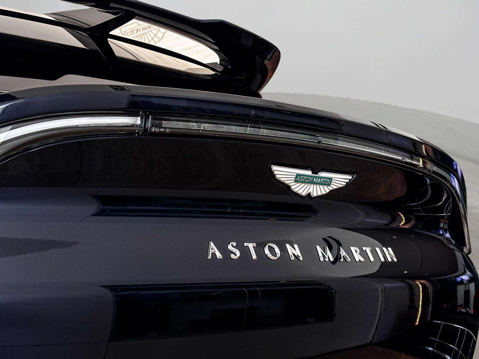 New 2026 Aston Martin DBX 707 AWD/4WD image 44
