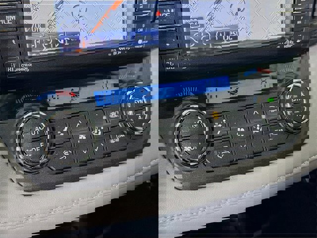 Certified 2018 Toyota RAV4 Limited image 16