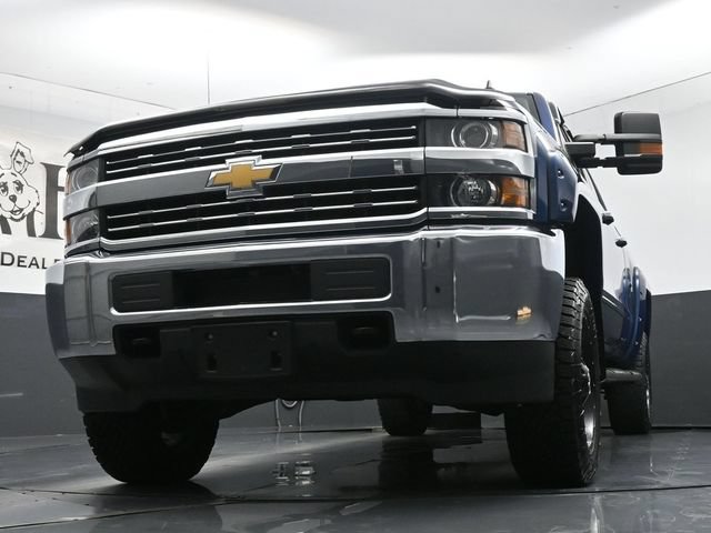 Used 2016 Chevrolet Silverado 2500 LT AWD/4WD image 4