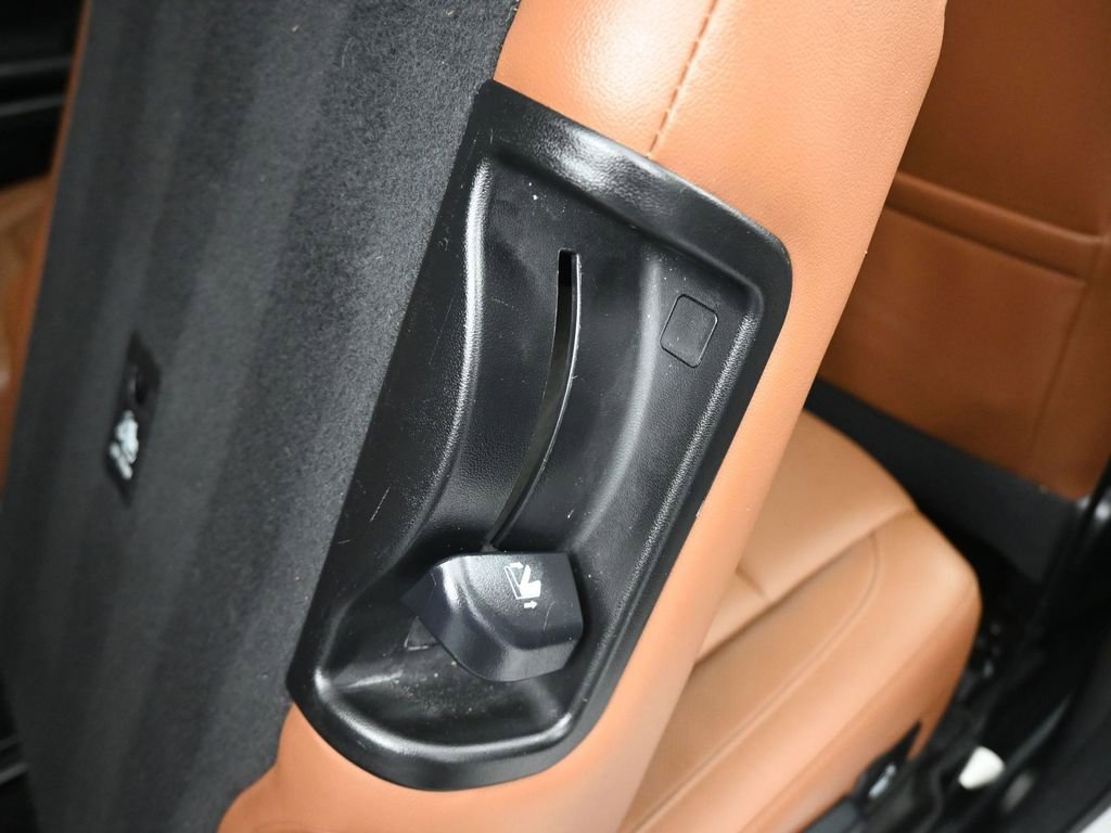 Used 2017 Toyota Highlander Limited w/ Protection Package #3 image 51