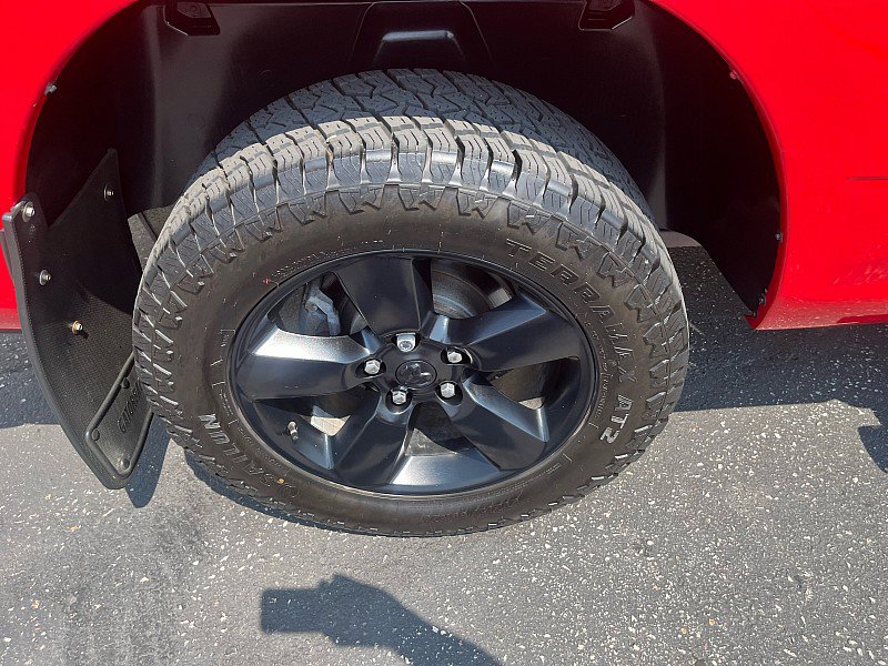 Used 2021 RAM 1500 Express w/ Wheel & Sound Group AWD/4WD image 11