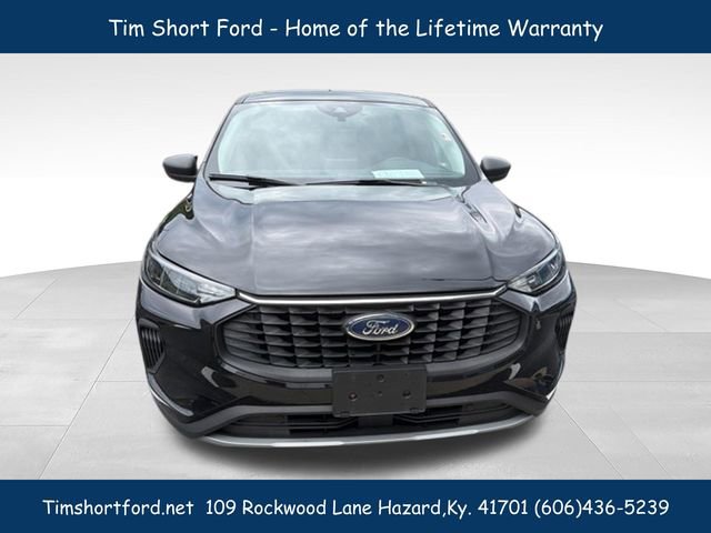 Used 2025 Ford Escape Active AWD/4WD image 3