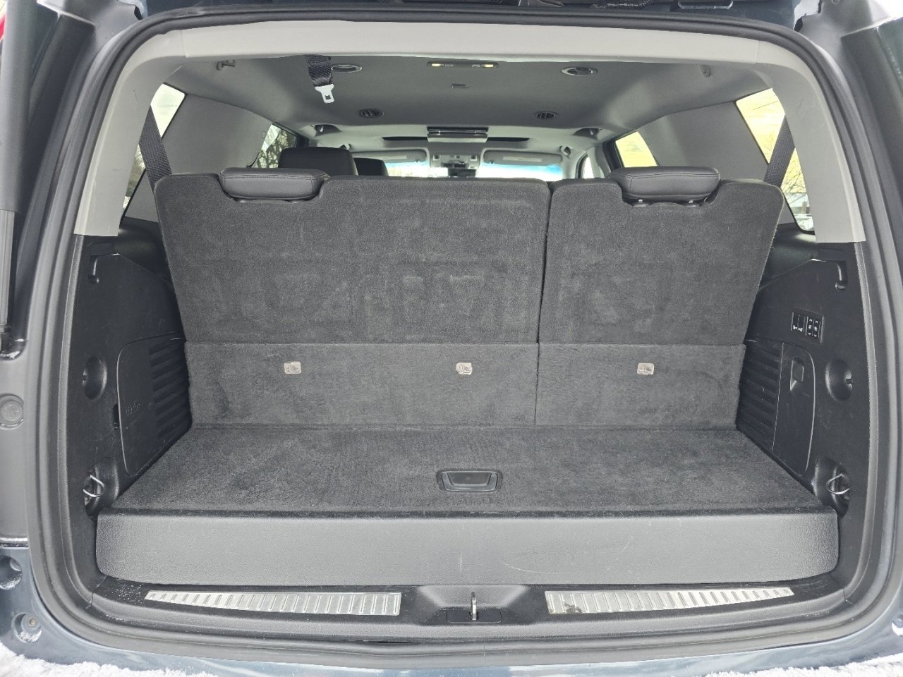 Used 2019 Cadillac Escalade Premium Luxury image 23