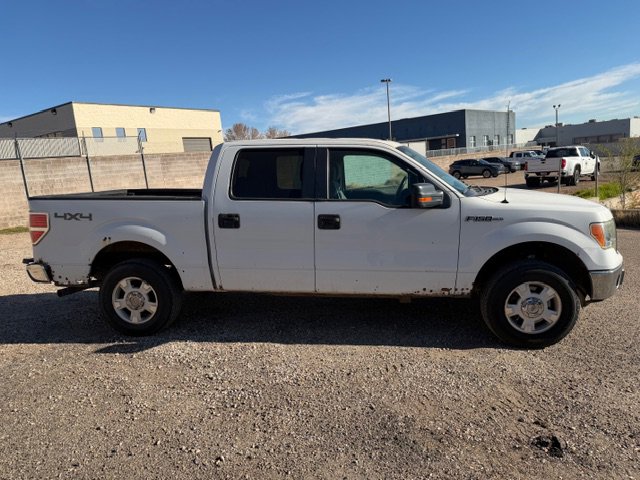 Used 2013 Ford F150 XLT w/ Mid Equipment Group image 2