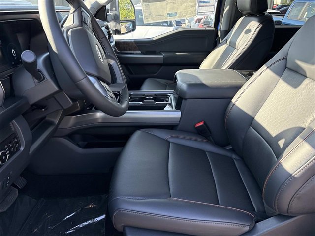 New 2026 Ford F250 Lariat w/ Black Appearance Package image 22