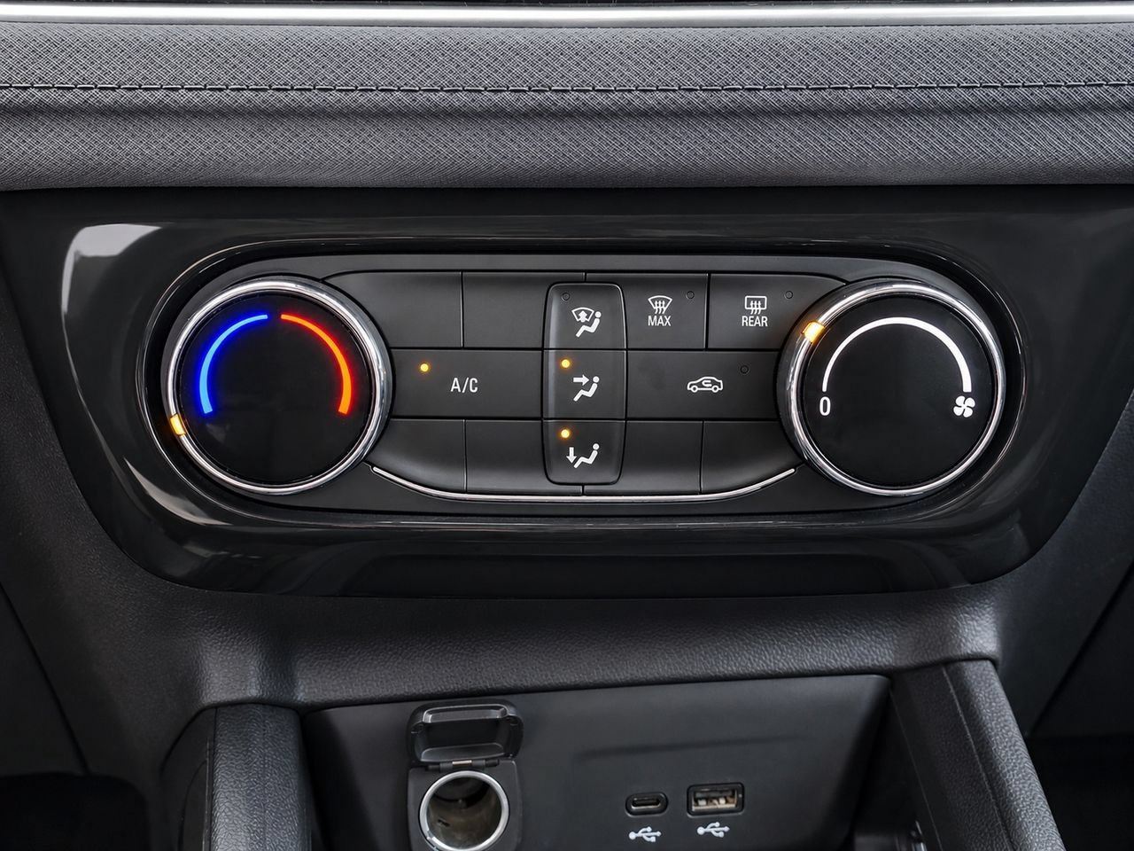 Certified 2024 Chevrolet TrailBlazer LT FWD image 19