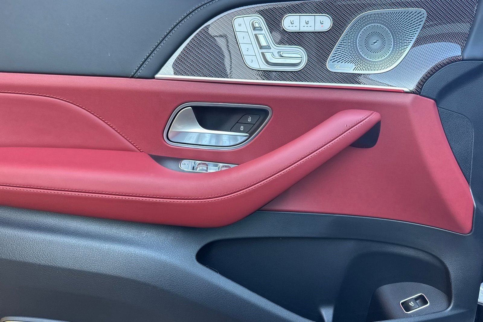 New 2026 Mercedes-Benz GLS 63 AMG 4MATIC image 13
