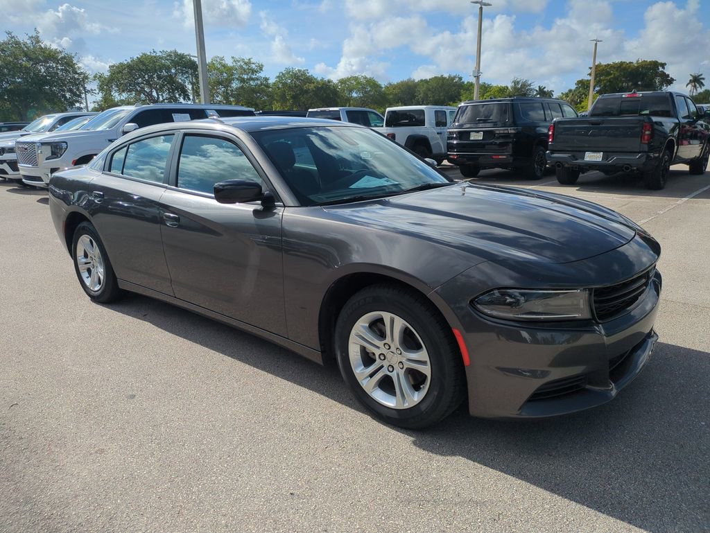 Used 2023 Dodge Charger SXT RWD image 2