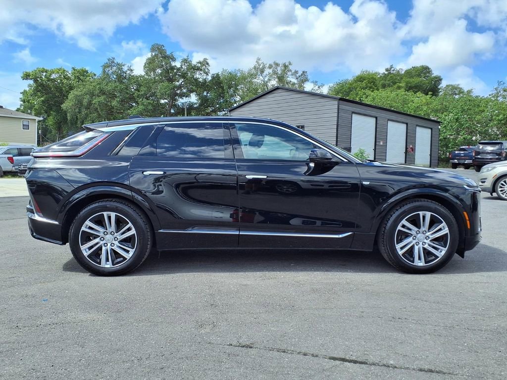 Used 2024 Cadillac Lyriq Tech w/ Driver Assist Package AWD/4WD image 8