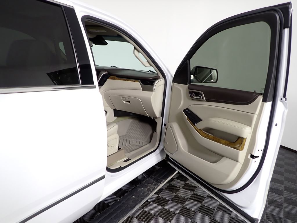 Used 2017 GMC Yukon Denali w/ Open Road Package image 39