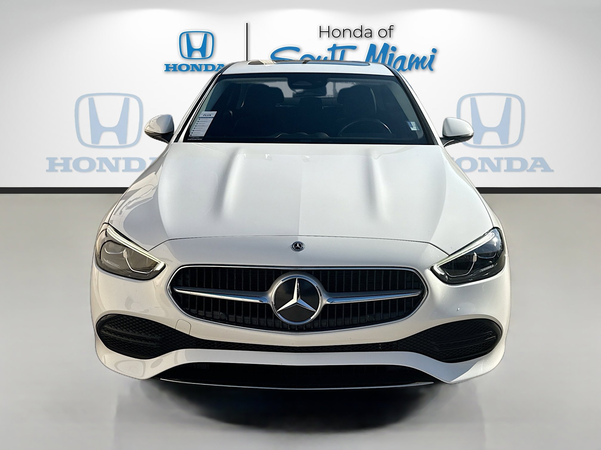 Used 2022 Mercedes-Benz C 300 Sedan image 2