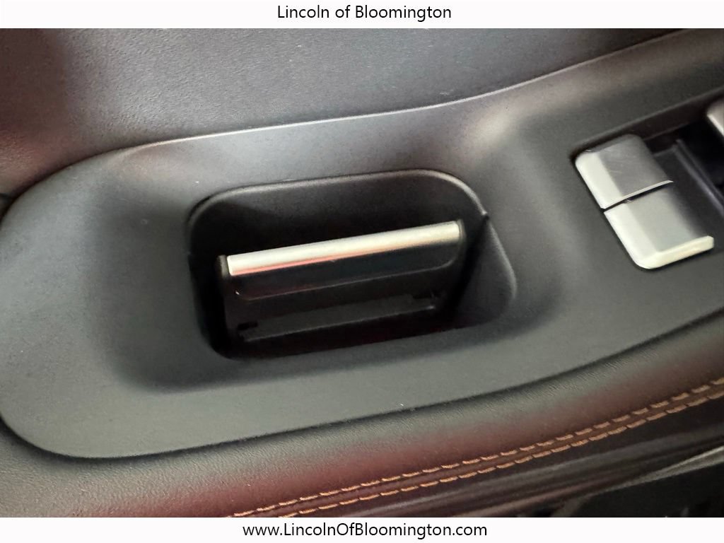 New 2025 Lincoln Navigator L Black Label AWD/4WD image 47