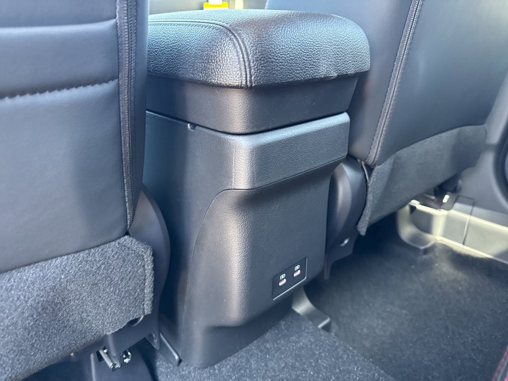 New 2027 Mitsubishi Outlander Sport SE FWD image 28