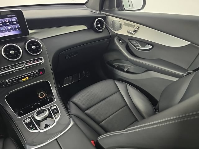 Used 2019 Mercedes-Benz GLC 300 4MATIC image 25