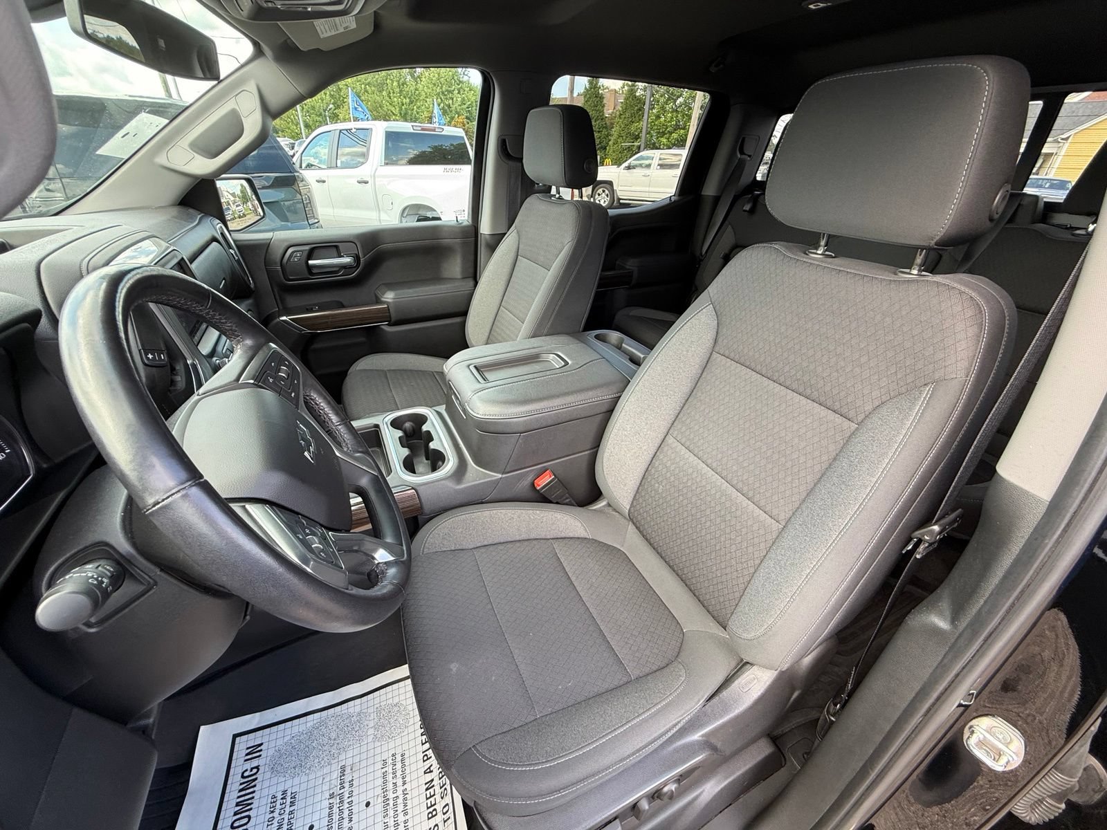 Used 2022 Chevrolet Silverado 1500 LT Trail Boss w/ Convenience Package II AWD/4WD image 13
